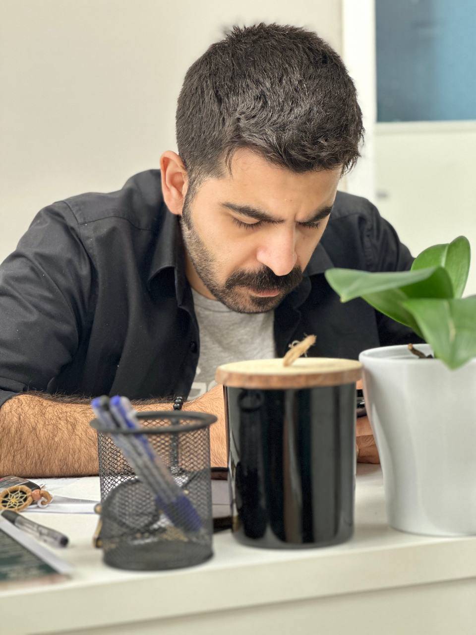 Ali Abnar portrait